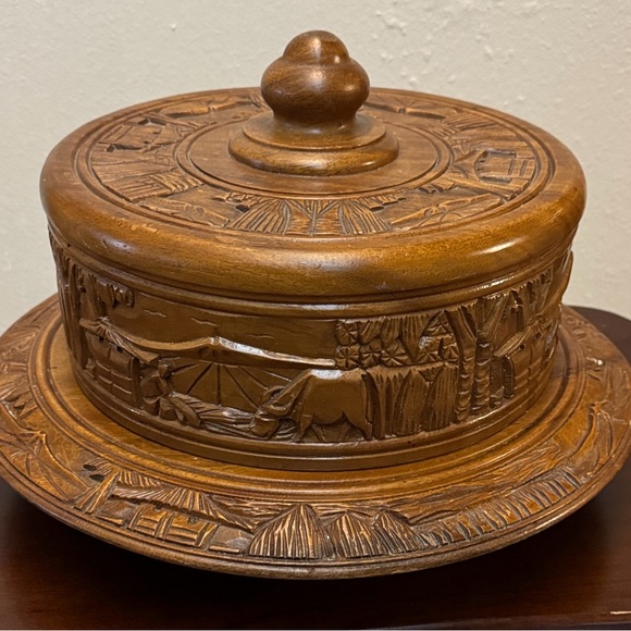 Vintage Hand Carved Wooden Cake Stand With Dome Cover 16”
